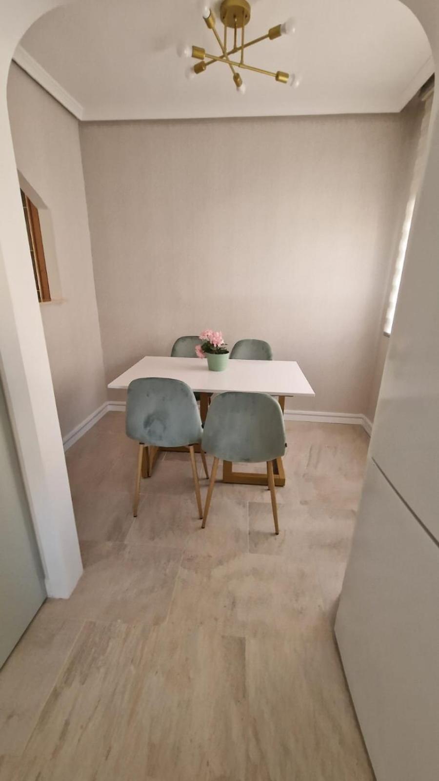 Beachfront Vila Валенсия Екстериор снимка