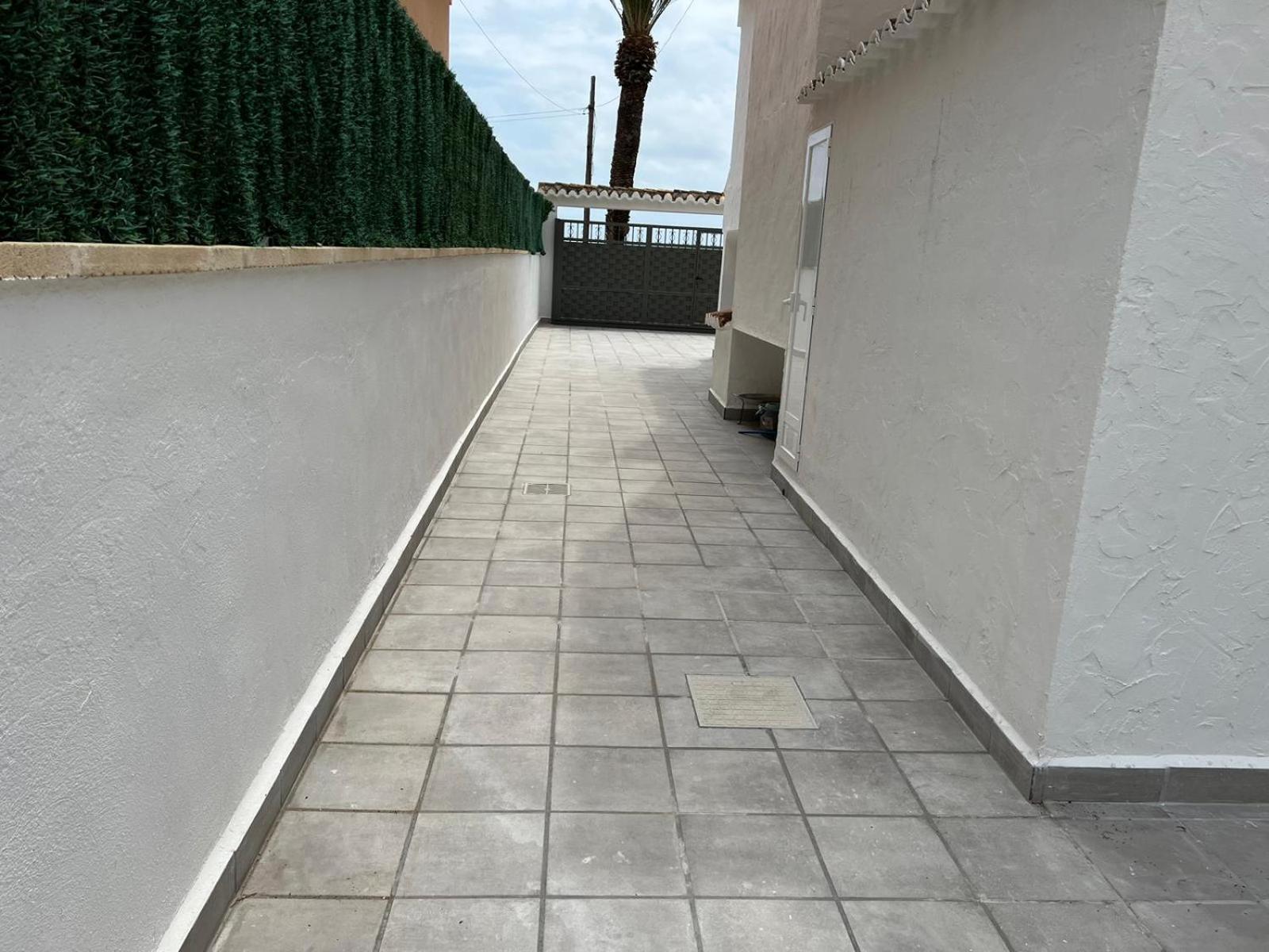 Beachfront Vila Валенсия Екстериор снимка